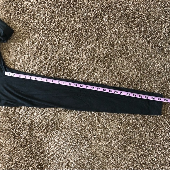 Victoria’s Secret VS PINK Black Leggings with Strip Of Sequins Down Side of Leg - Picture 8 of 9